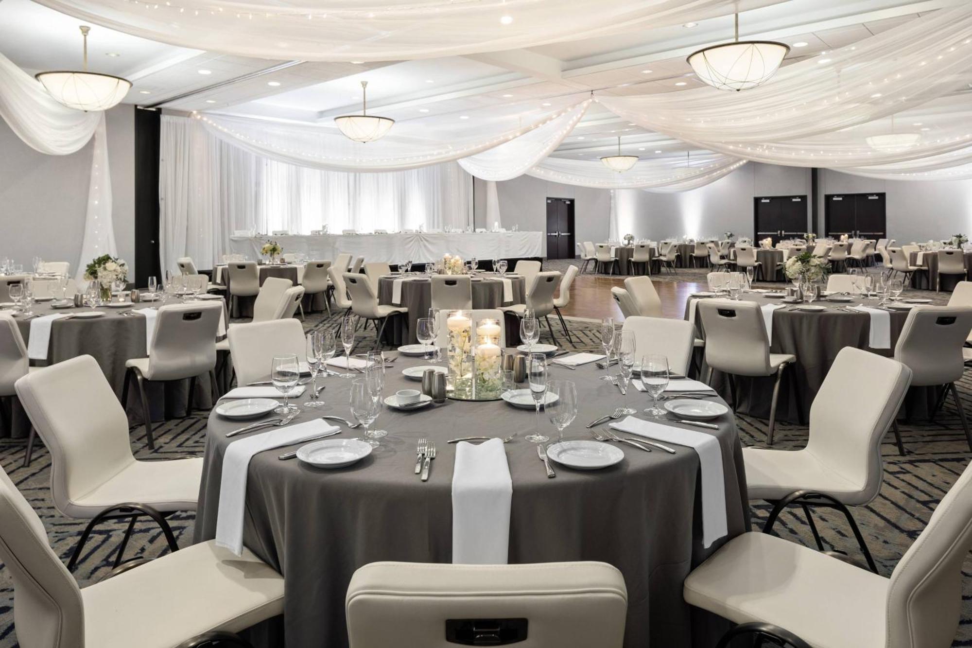 Courtyard By Marriott Minneapolis Downtown Kültér fotó