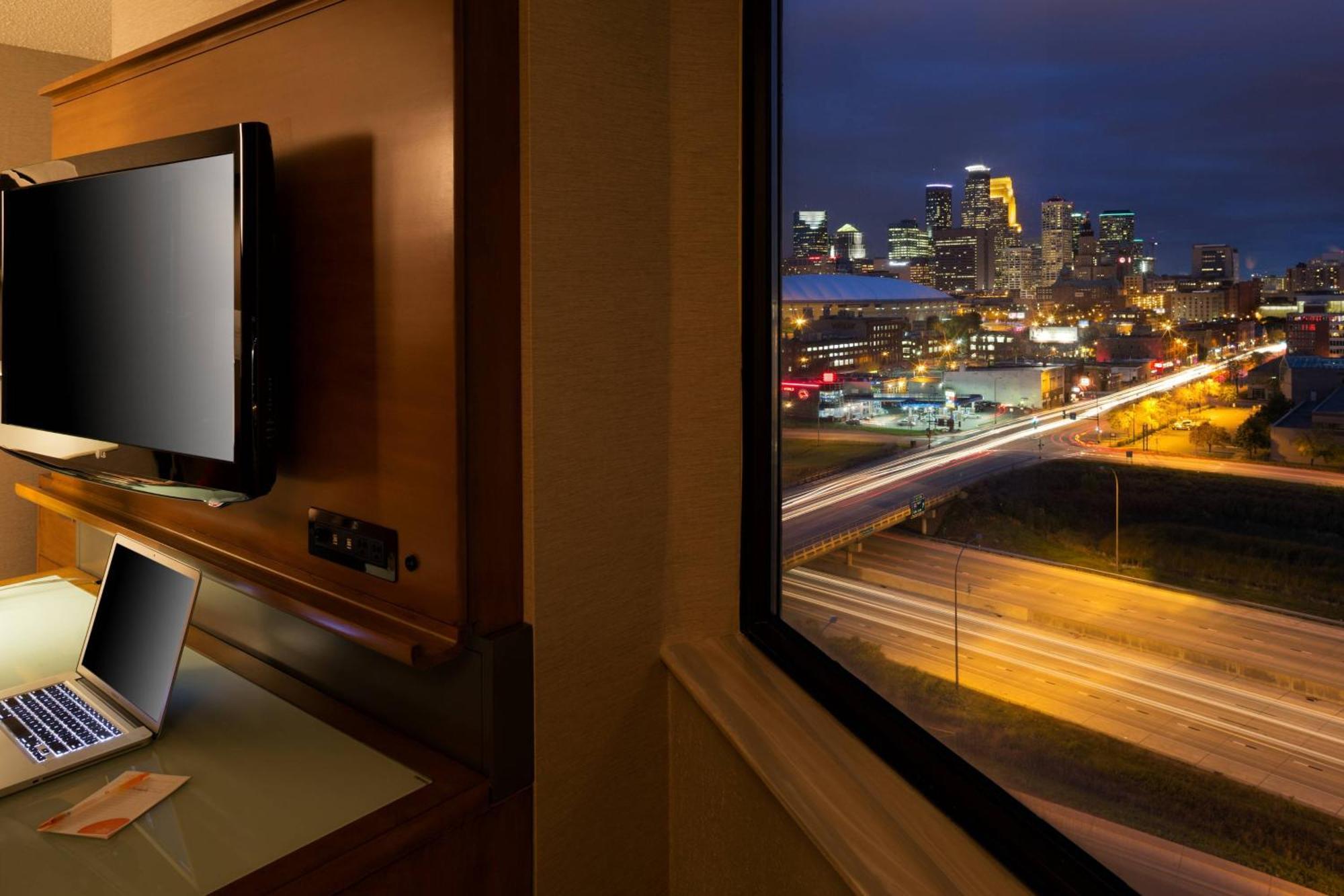 Courtyard By Marriott Minneapolis Downtown Kültér fotó